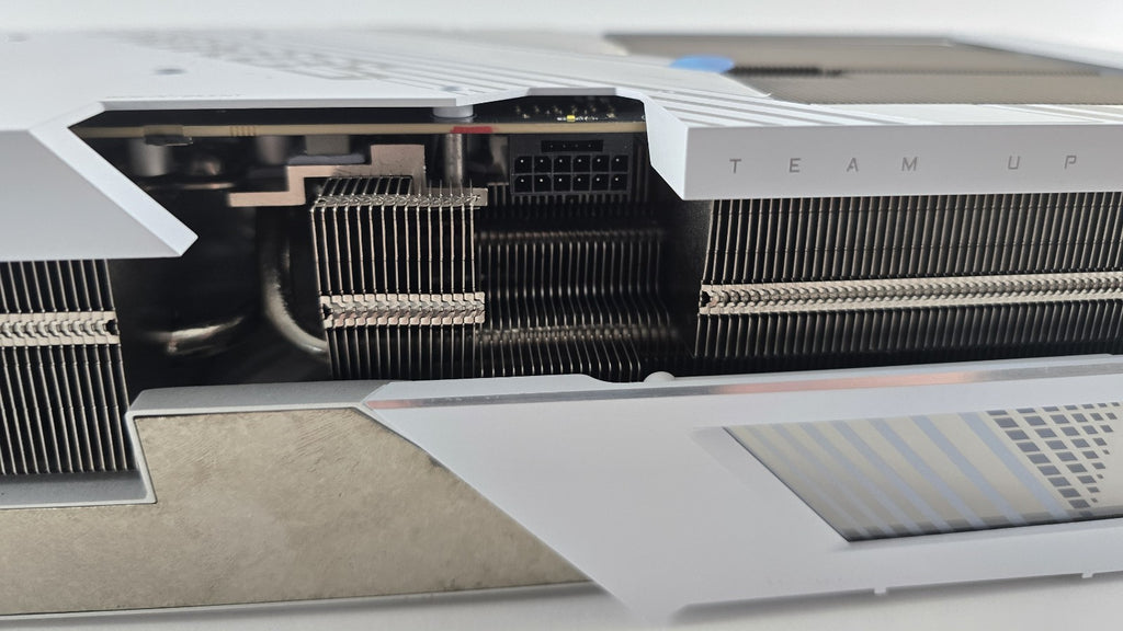Gigabyte AORUS RTX 4080 Super Xtreme ICE 16GB GDDR6X Grafikkarte OVP #G14