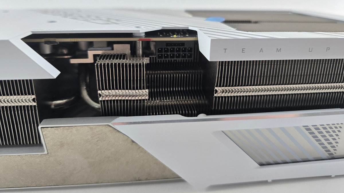 Gigabyte AORUS RTX 4080 Super Xtreme ICE 16GB GDDR6X Grafikkarte OVP #G14