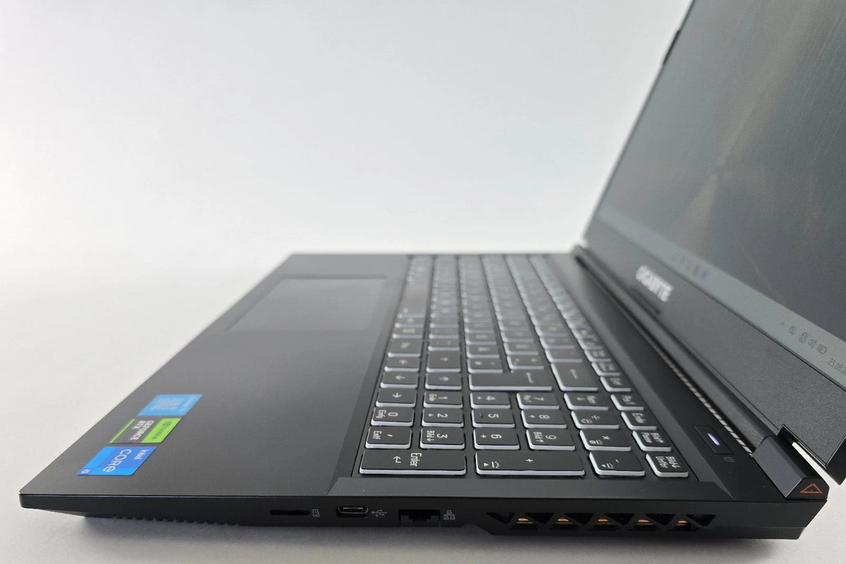 Gigabyte G5 MF Gaming Laptop 15,6" 144Hz | i5-12500H | RTX 4050 6GB | 16GB #L1