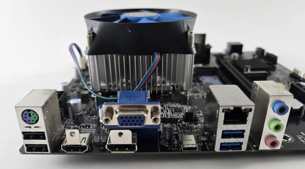Aufrüstset Medion B560H6-EM2 + Intel Core i3-10105 + 8GB DDR4 #Z306