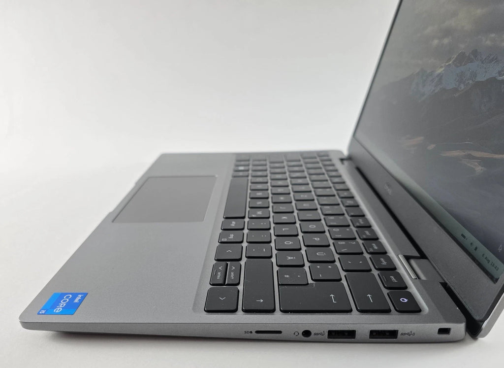 Dell Latitude 3330 13,3" FHD IPS i5-1155G7 8GB 256GB Linux Laptop Notebook #Y56