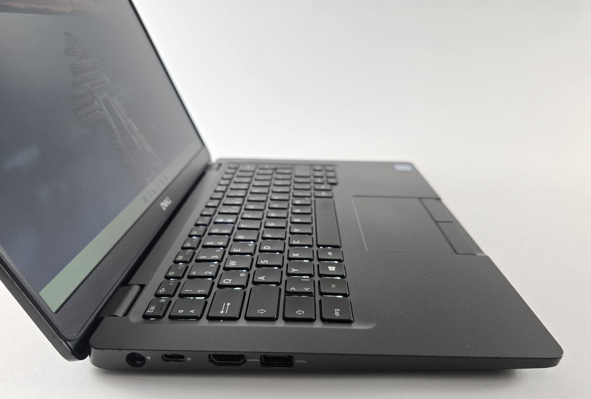 Dell Latitude 5300 i5-8365U 16GB 256GB SSD 13,3" 1366x768 Win 11 Pro #L137