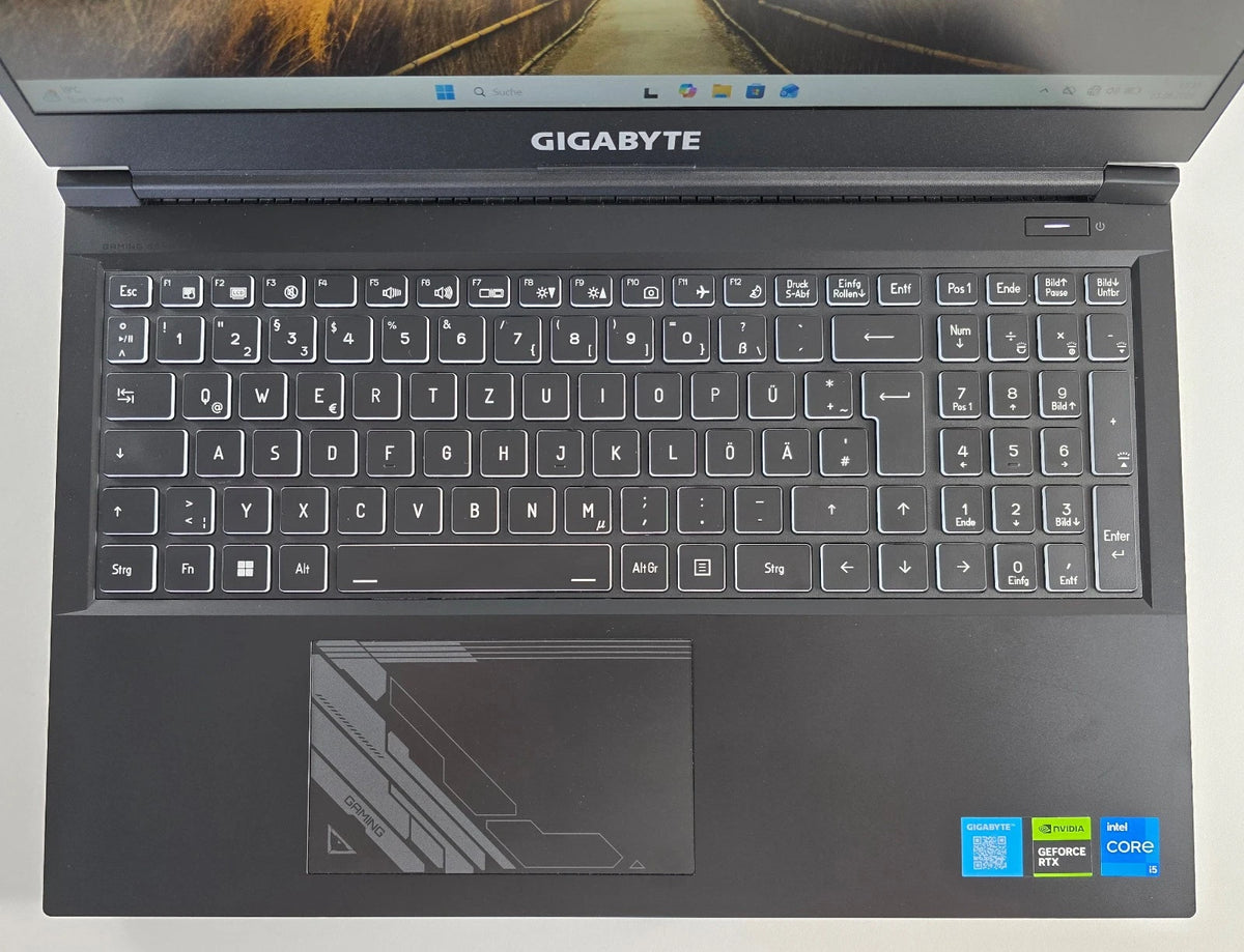 Gigabyte G5 MF Gaming Laptop 15,6" 144Hz | i5-12500H | RTX 4050 6GB | 16GB #L1