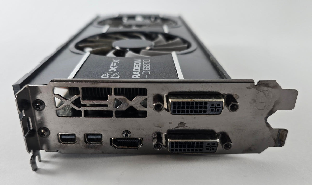 XFX Radeon HD 6870 1GB GDDR5 256 Bit PCIe Grafikkarte AMD #G42