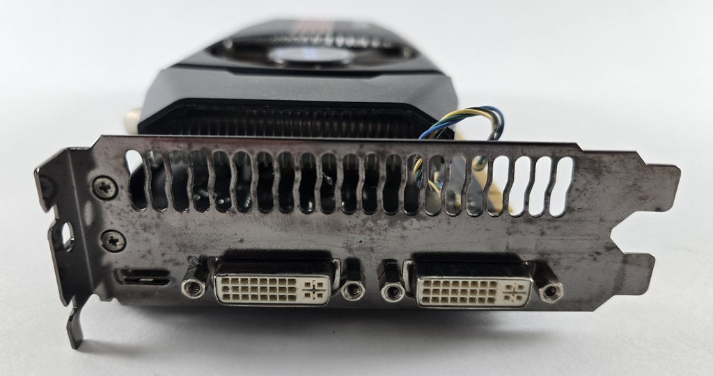 ASUS GeForce GTX 560 DirectCU 1GB GDDR5 Grafikkarte #G107