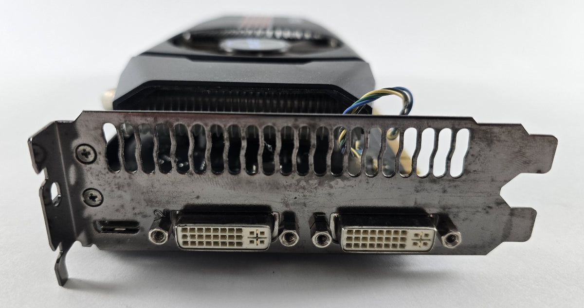 ASUS GeForce GTX 560 DirectCU 1GB GDDR5 Grafikkarte #G107