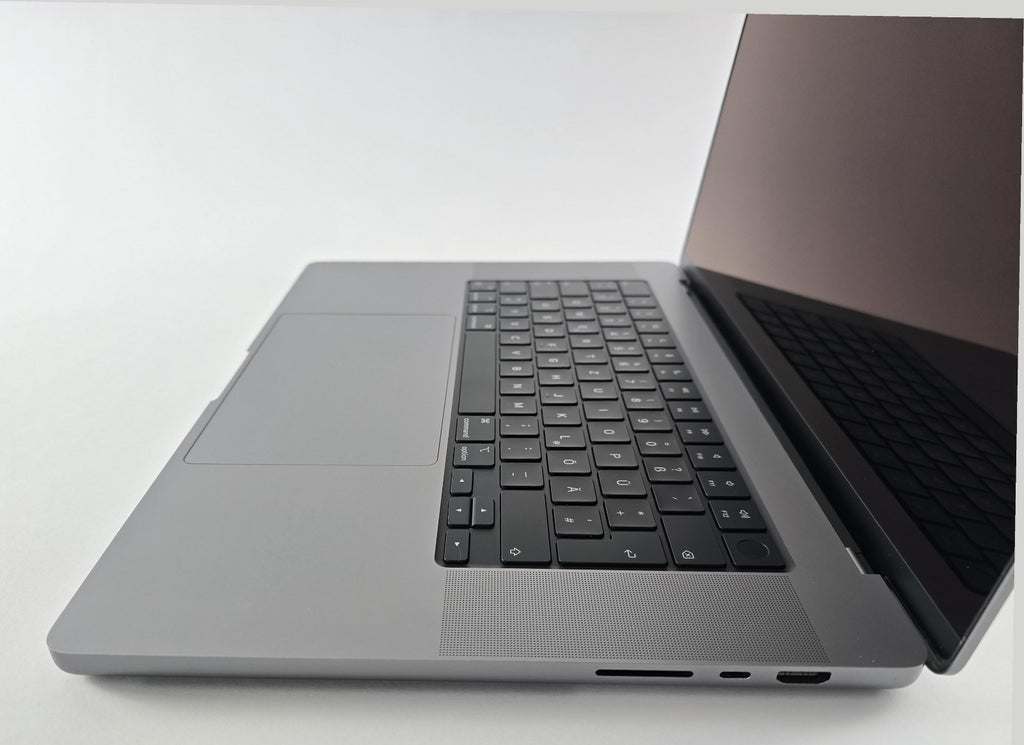 Apple MacBook Pro 16" 2021 M1 Pro 10-Core 16GB 512GB SSD macOS QWERTZ #MB70