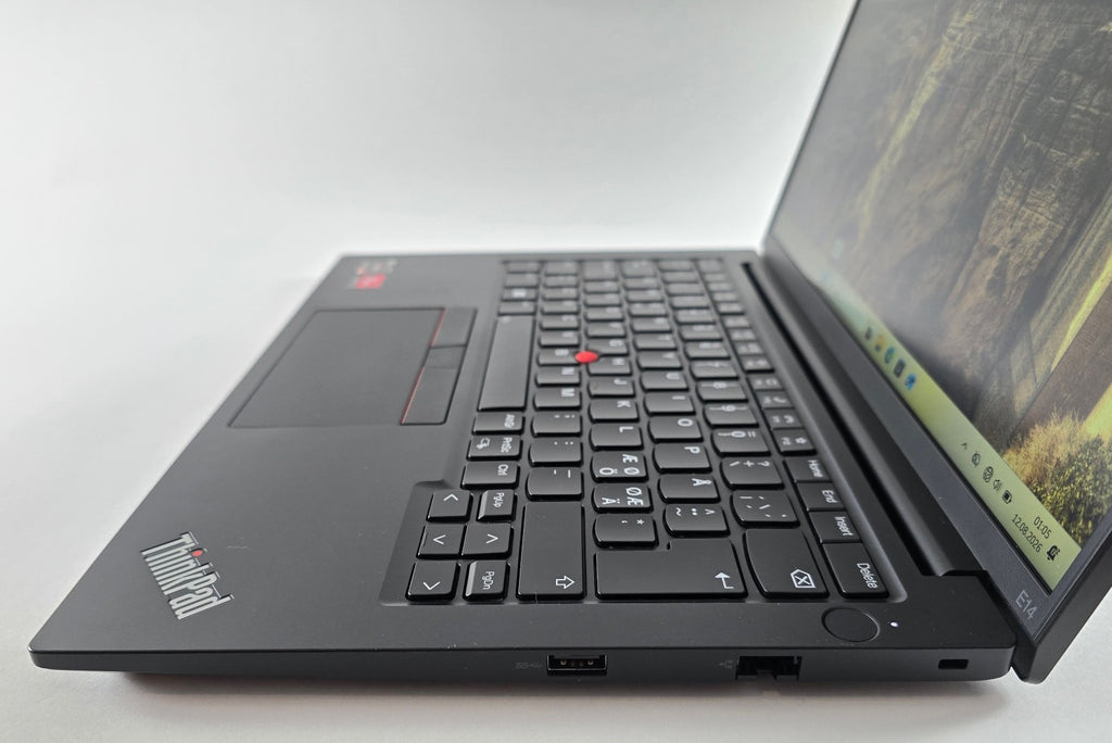 Lenovo ThinkPad E14 Gen5 AMD Ryzen 5 7430U 8GB RAM 256GB QWERTY (DK) #NB13