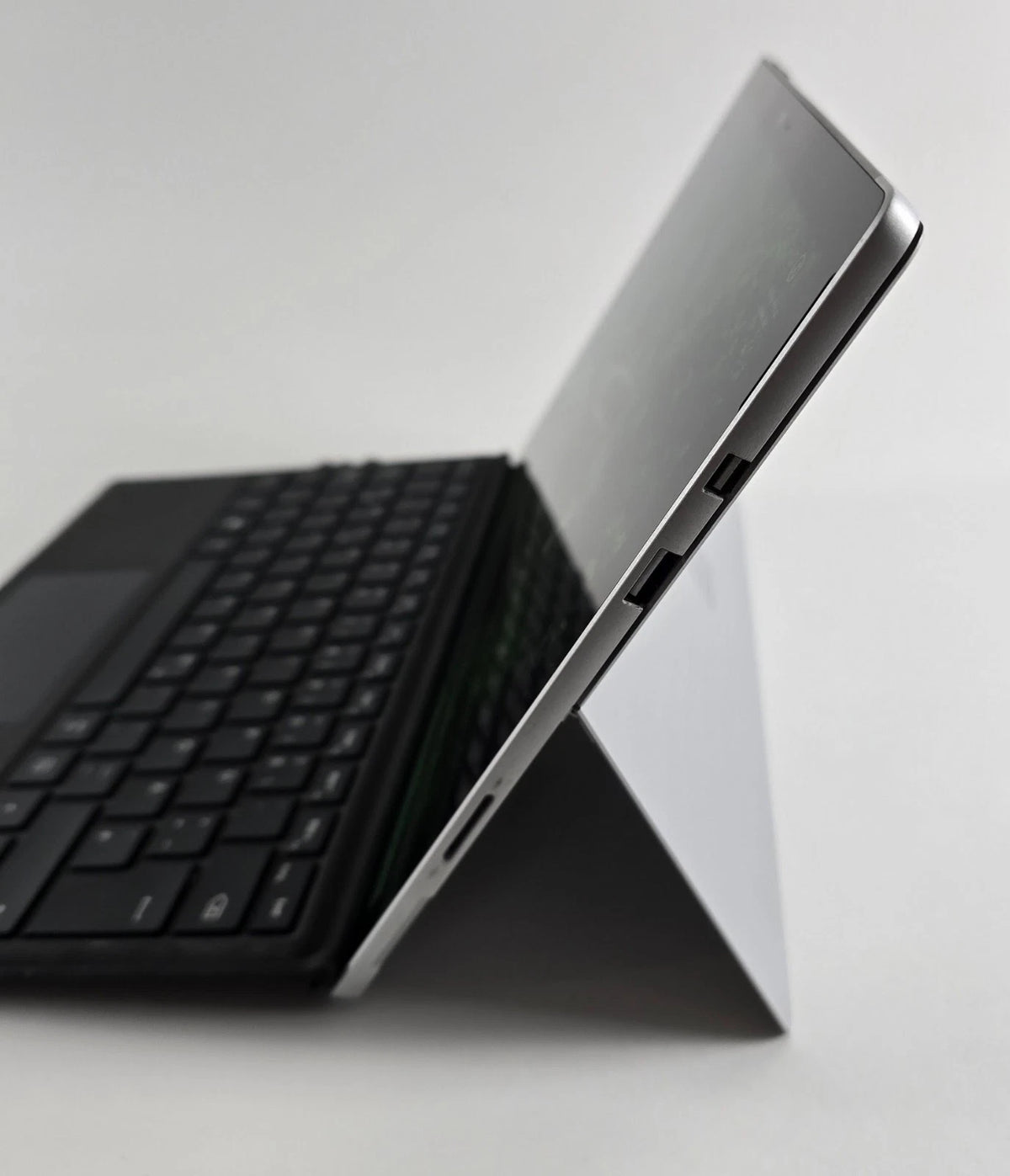 Microsoft Surface Pro 6 Core i5-8350U 12,3" 128GB SSD 8GB RAM – SKU 102