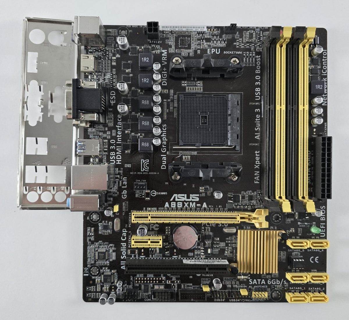 ASUS A88XM-A Mainboard Sockel FM2+ micro-ATX AMD A88X DDR3 #B117