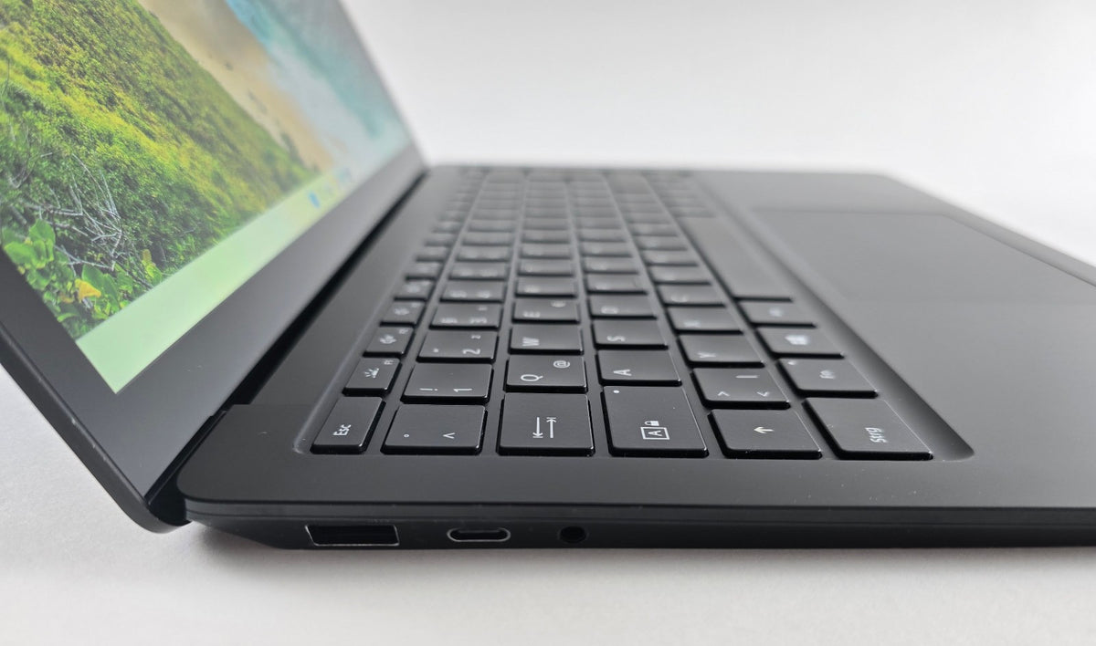 Microsoft Surface Laptop 4 i5-1145G7 16GB RAM 512GB SSD 13,5" #Y39