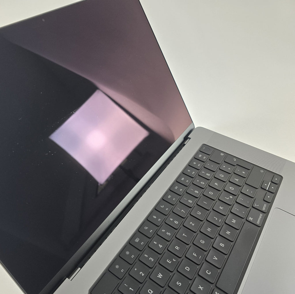 Apple MacBook Pro 16" M1 Pro 16GB 512GB SSD 2021 Space Grau #MB47