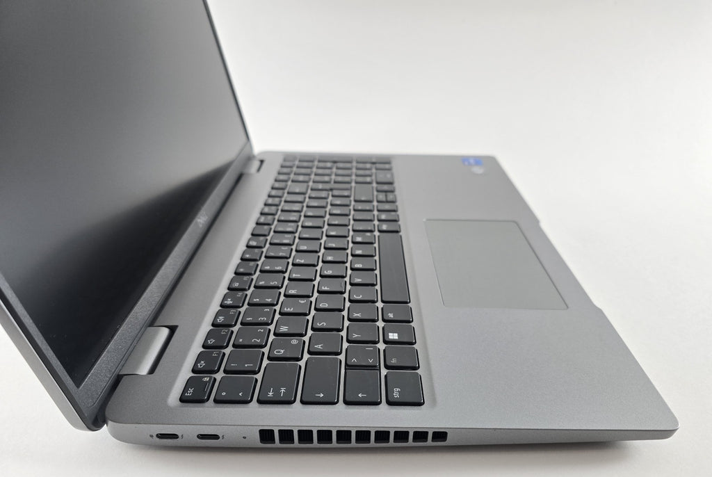 Dell Latitude 5540 15,6" FHD IPS i7-1370P ohne RAM ohne SSD #L117