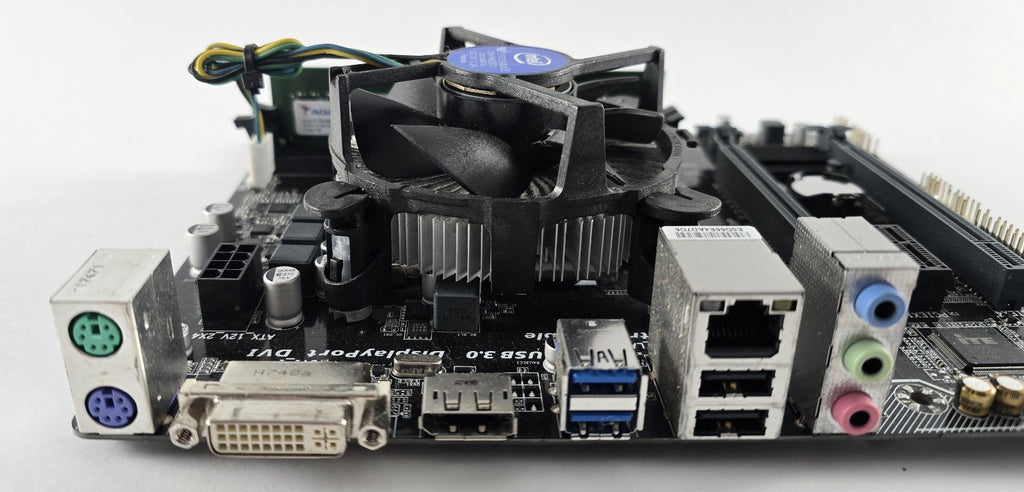 Aufrüstset Gigabyte GA-H110M-D2P + Intel Core i3-7100 + 8GB DDR4 #Z290