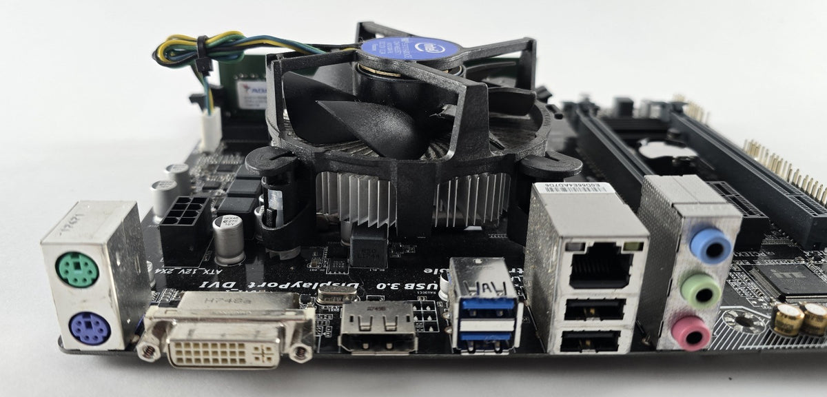 Aufrüstset Gigabyte GA-H110M-D2P + Intel Core i3-7100 + 8GB DDR4 #Z290
