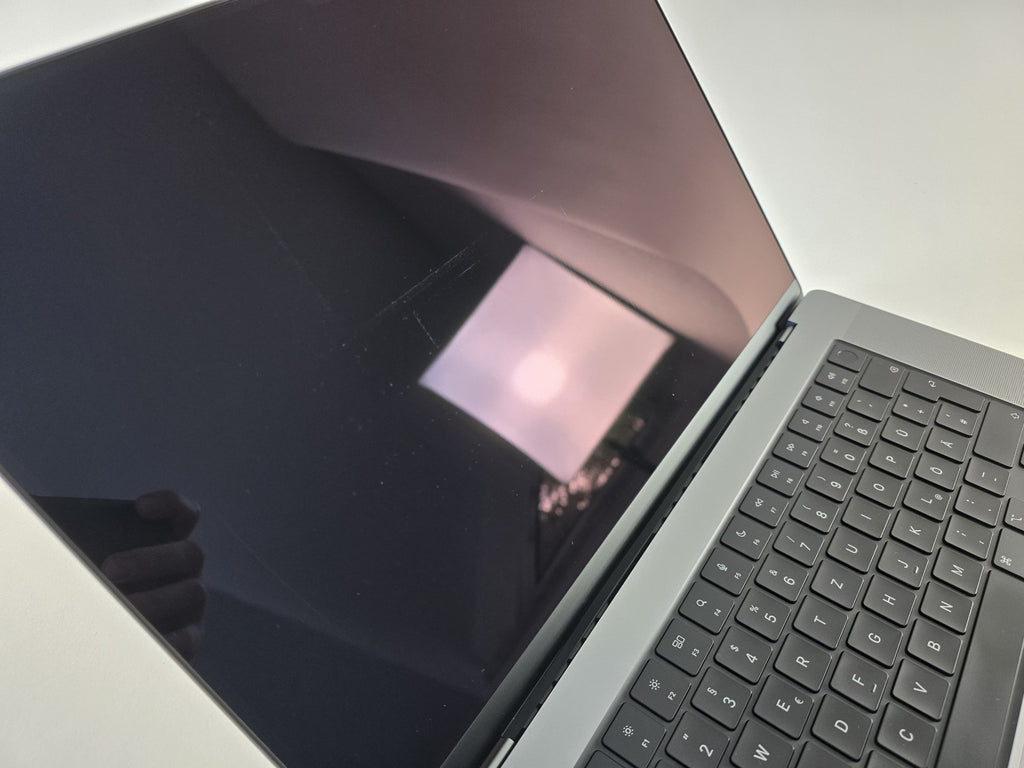 Apple MacBook Pro 16" 2021 M1 Pro 10-Core 16GB 512GB SSD macOS QWERTZ #MB71