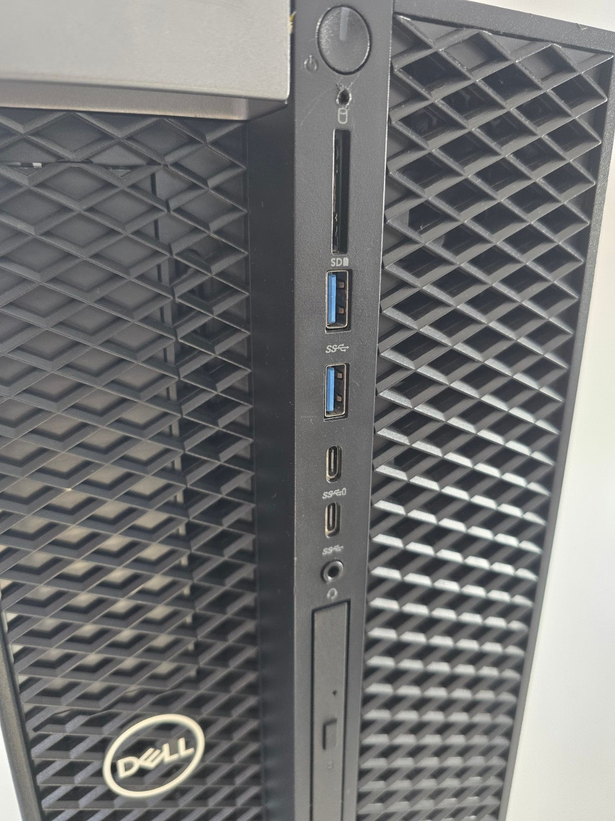Dell Precision 5820 Workstation Xeon W-2102 64GB 240GB Quadro P1000 Win11 #11