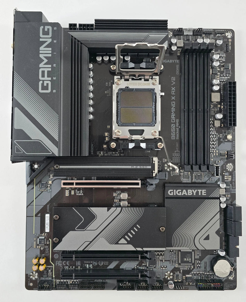 GIGABYTE B650 GAMING X AX V2 Mainboard AMD Ryzen DDR5 PCIe 5.0 WIFI 6E #MB32