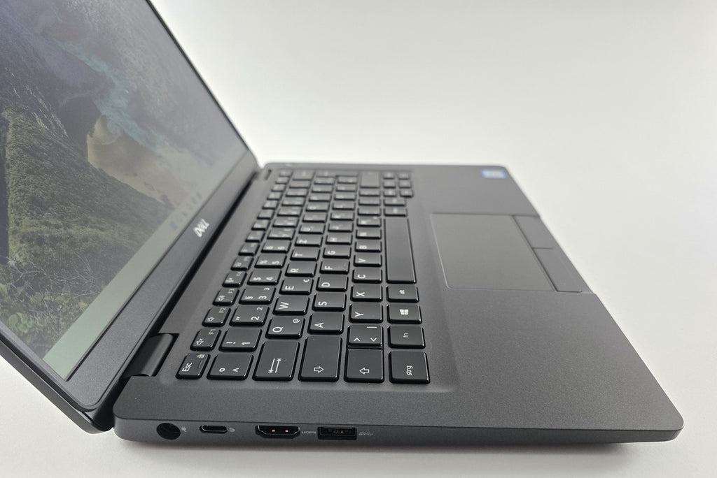 Dell Latitude 5300 i5-8365U 16GB 256GB SSD 13,3" 1366x768 Win 11 Pro #L140