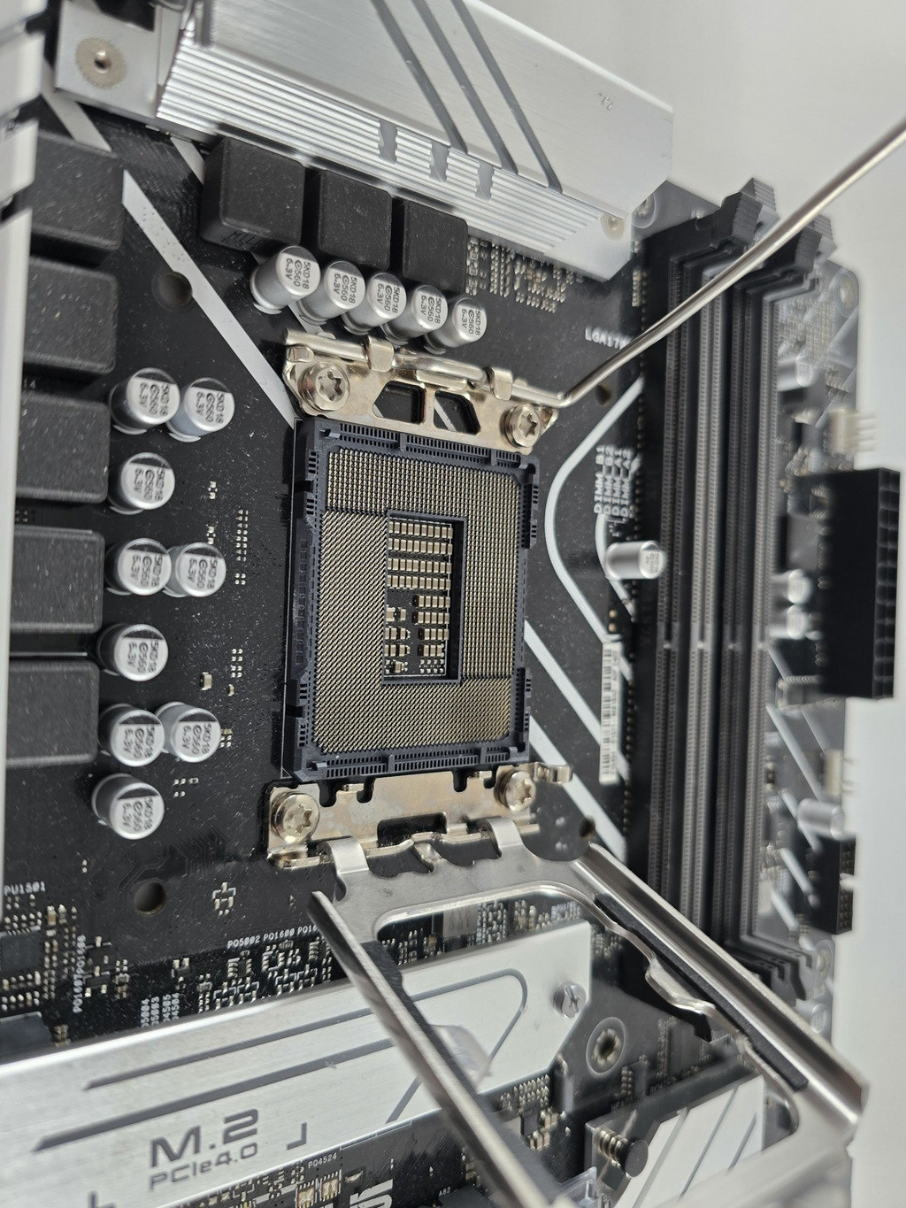 ASUS PRIME B660-PLUS D4 Mainboard LGA1700 ATX DDR4 OVP DEFEKT #B101