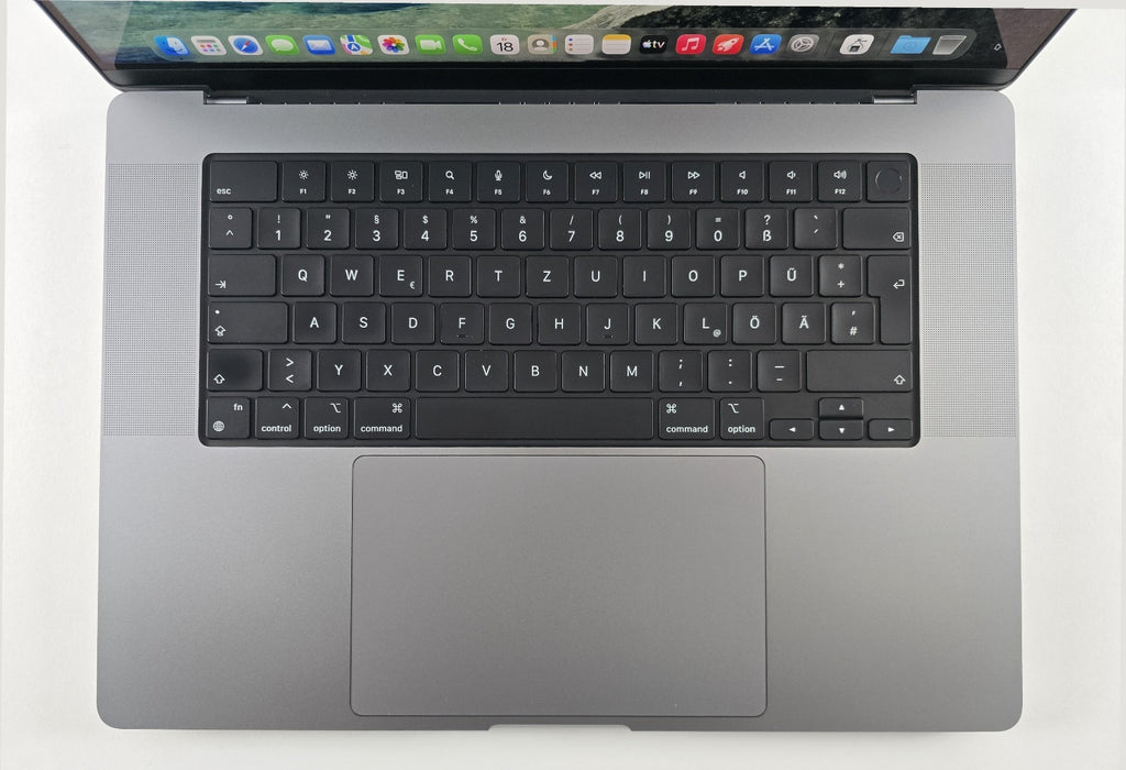 Apple MacBook Pro 16" 2021 M1 Pro 16GB RAM 512GB SSD #MB48