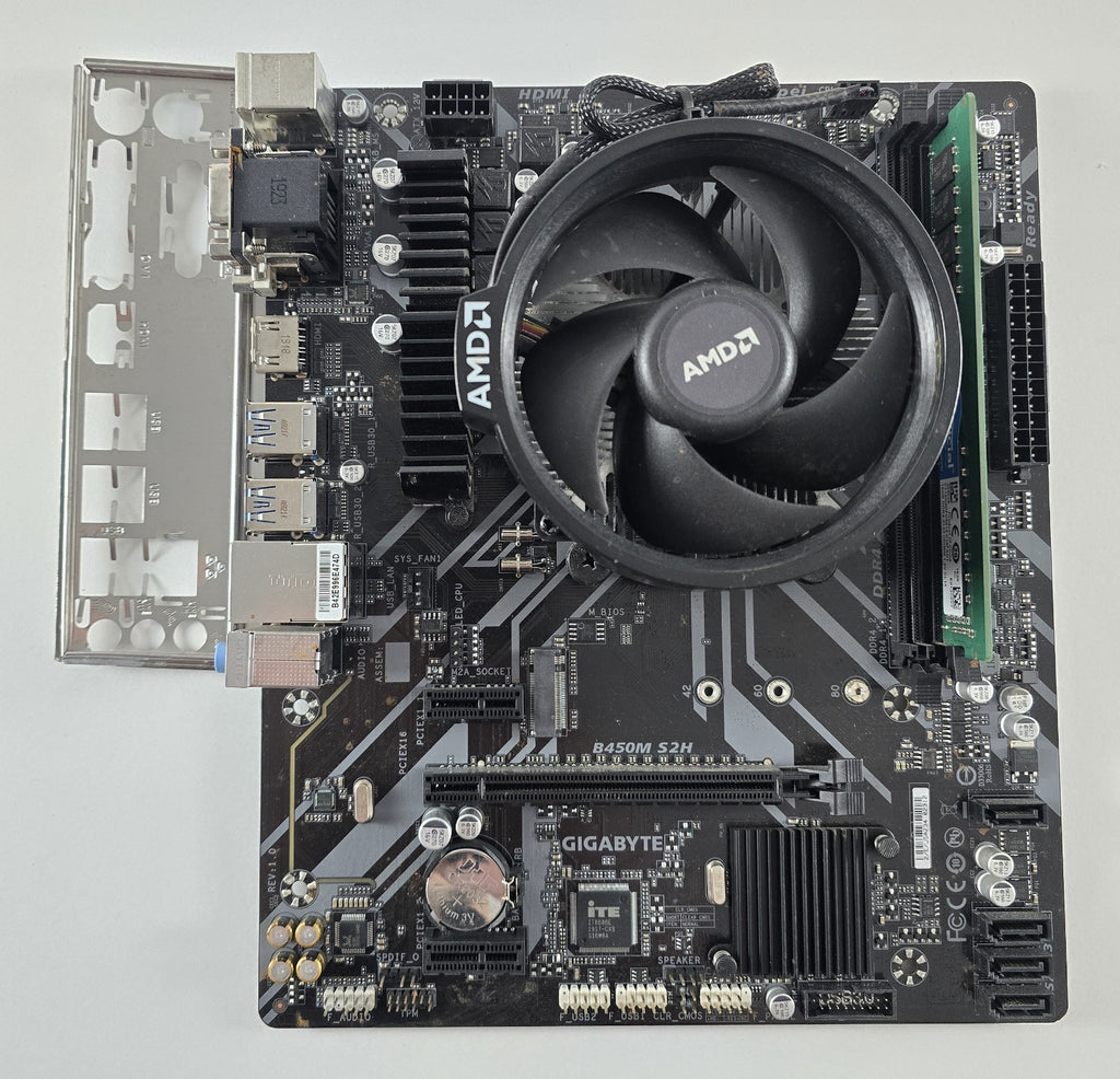Aufrüstset Gigabyte B450M S2H + AMD Ryzen 5 2400G + 16GB DDR4 #Z288