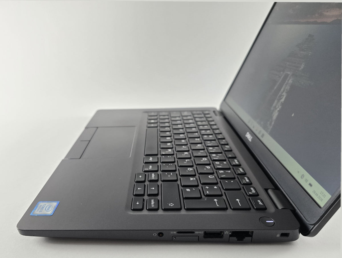 Dell Latitude 5300 i5-8365U 16GB 256GB SSD 13,3" 1366x768 Win 11 Pro #L137