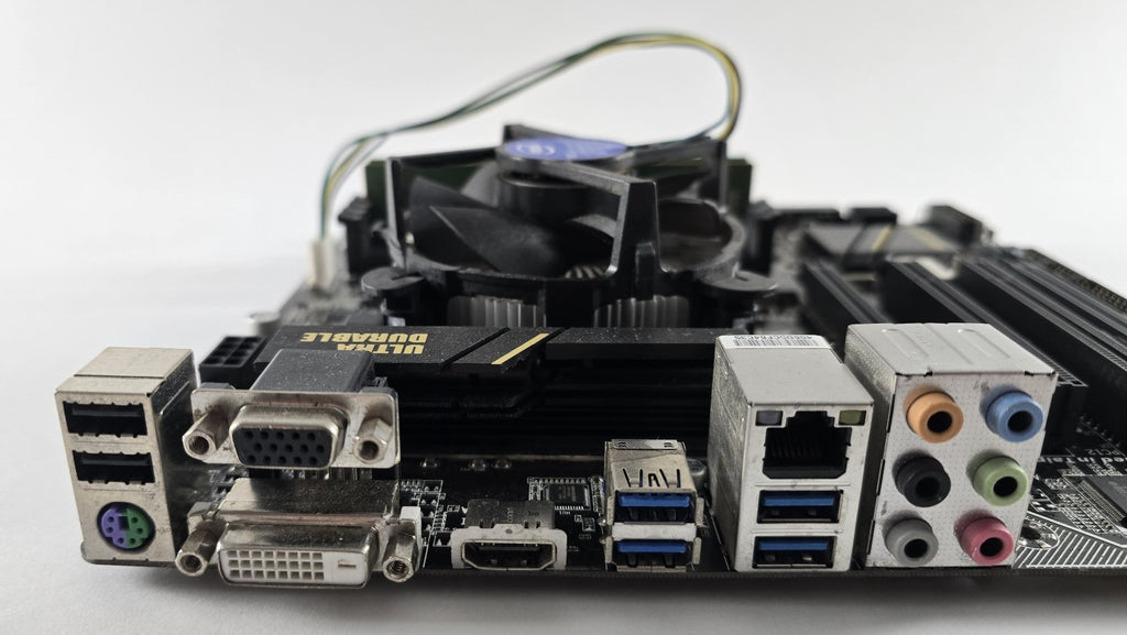Aufrüstset Gigabyte GA-B150M-D3H + Intel Core i7-6700 + 16GB DDR4 #Z277