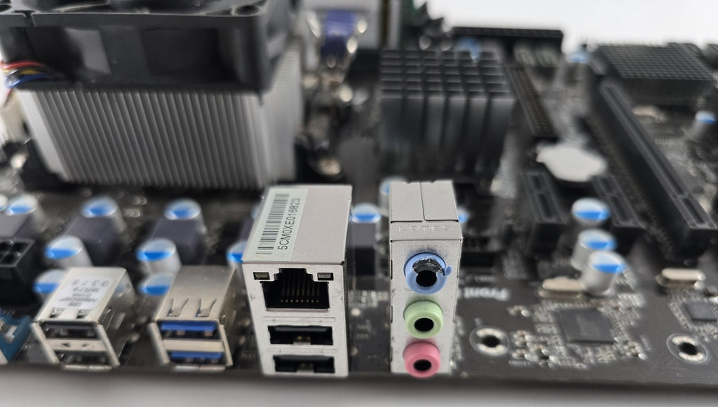 Aufrüstset ASRock 980DE3/U3S3 + AMD FX-8300 + 8GB DDR3 #Z283