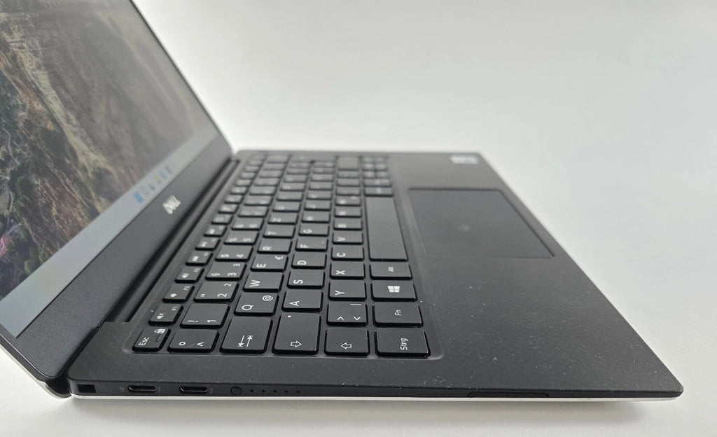 Dell XPS 13 7390 Business Ultrabook i5 10210U 8GB RAM 256SSD Win11 Pro #NB24