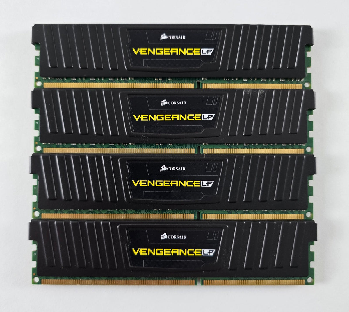 32GB Corsair Vengeance 4x8GB DDR3 1600MHz CML32GX3M4A1600C10 Desktop RAM