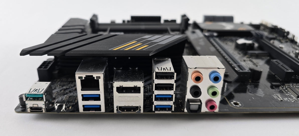 ASUS TUF GAMING B550-PLUS Mainboard Sockel AM4 AMD Ryzen Defekt #MB35