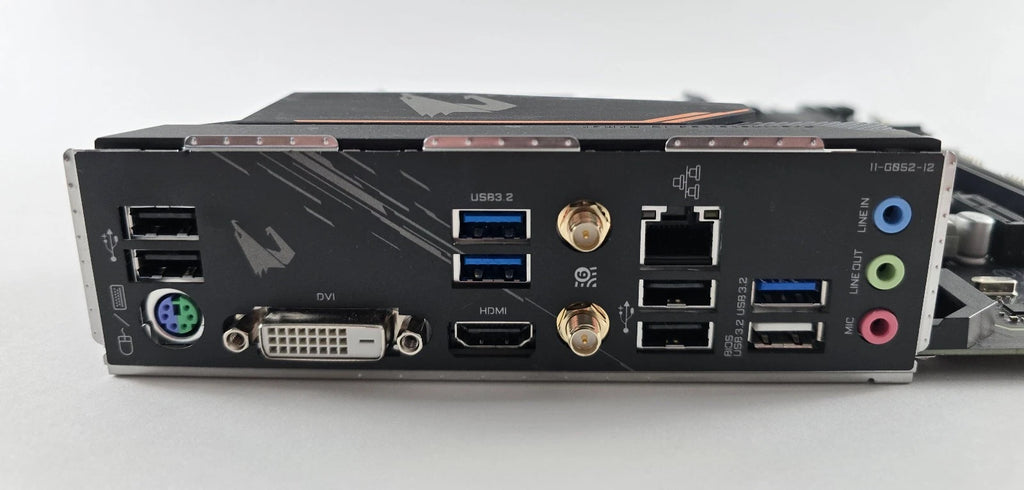 Gigabyte B550M Aorus Elite AX micro ATX Mainboard Sockel AM4 M.2 USB3.2 #MB4
