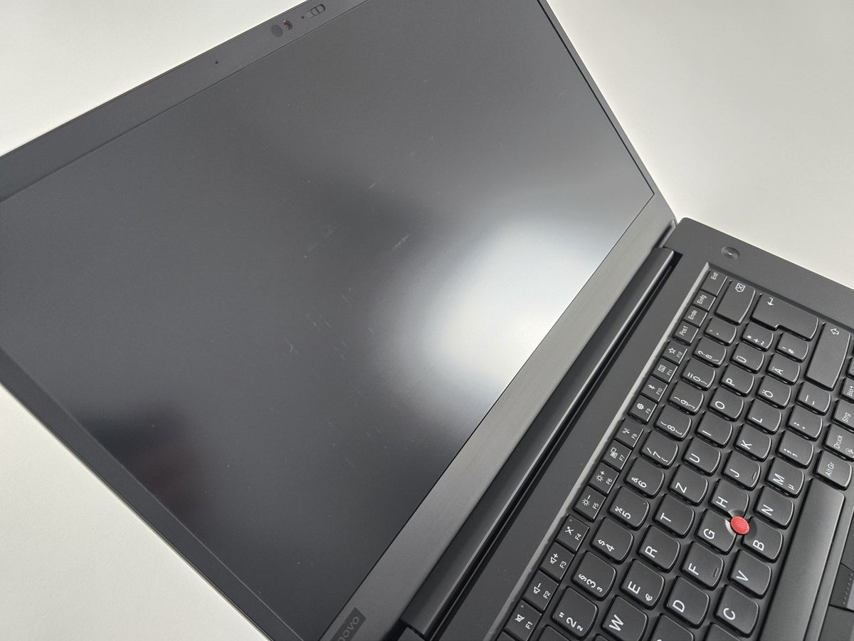Lenovo ThinkPad P1 Gen 2 i7-9850H 32GB 512GB 15,6" FHD T2000 Win 11 Pro #L158