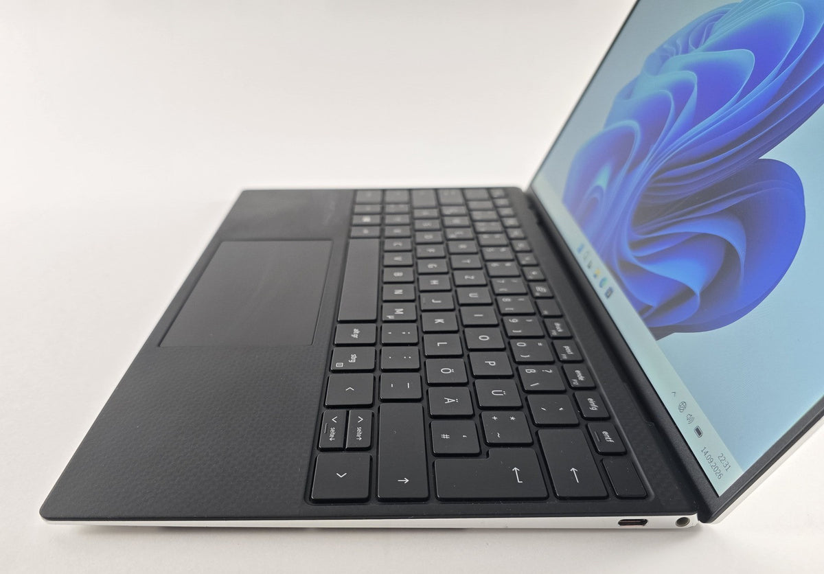 Dell XPS 13 9310 13,4" i5-1135G7 8GB 256GB SSD USB-C links defekt #L111